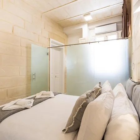 Nyaraló Historical Gem, Lux With Rooftop Pool By 360 Estates Mdina