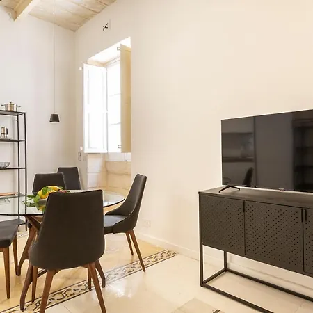 Hébergement de vacances Historical Gem, Lux With Rooftop Pool By 360 Estates