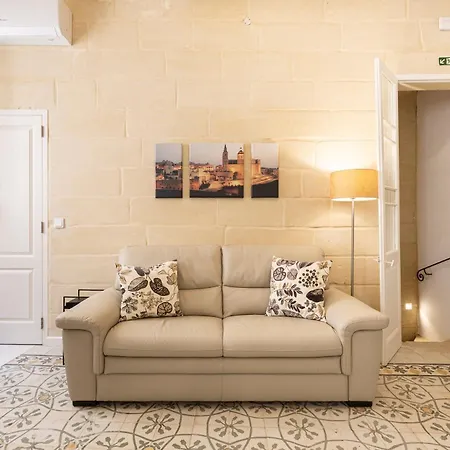 Historical Gem, Lux With Rooftop Pool By 360 Estates Nyaraló Mdina