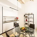 Historical Gem, Lux With Rooftop Pool By 360 Estates Дом отдыха *