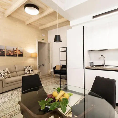 Historical Gem, Lux With Rooftop Pool By 360 Estates Holiday home