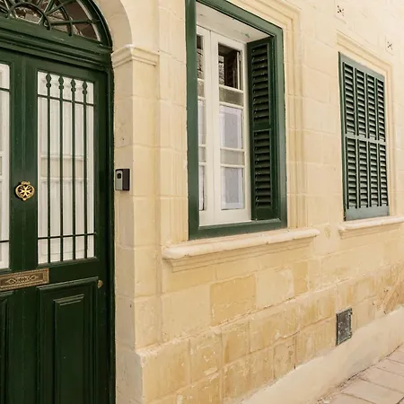 Historical Gem, Lux With Rooftop Pool By 360 Estates * Mdina