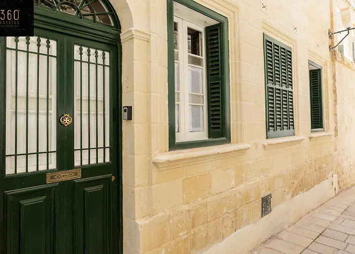 Historical Gem, Lux With Rooftop Pool By 360 Estates * Mdina
